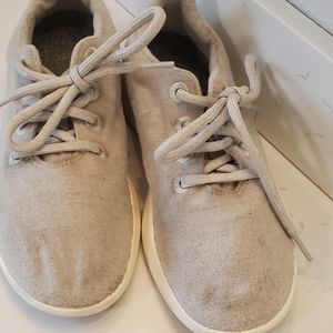 Allbirds wool runners size 8